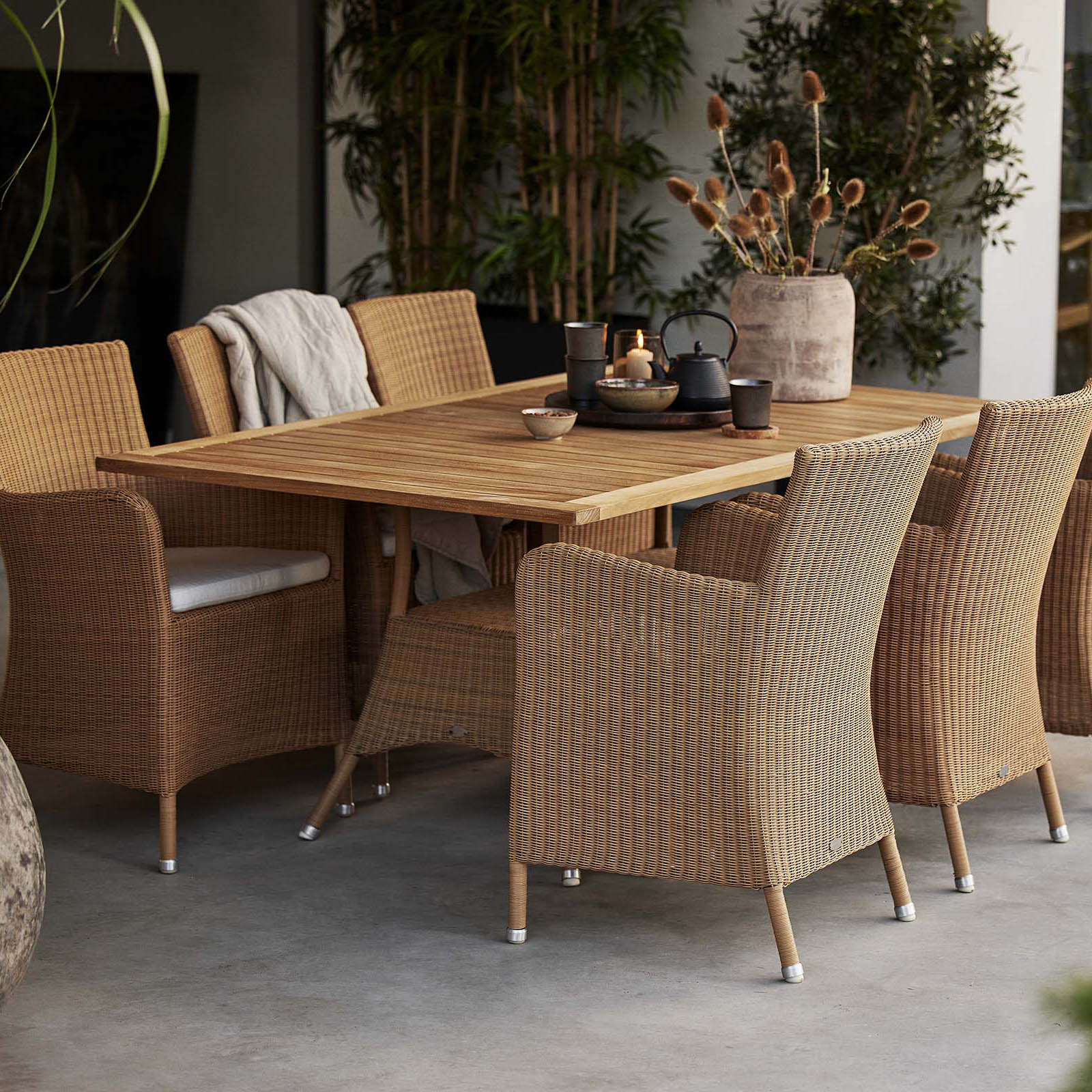 Hampsted Stuhl aus Cane-line Weave in Natural mit Kissen aus Cane-line Natté in Light Grey