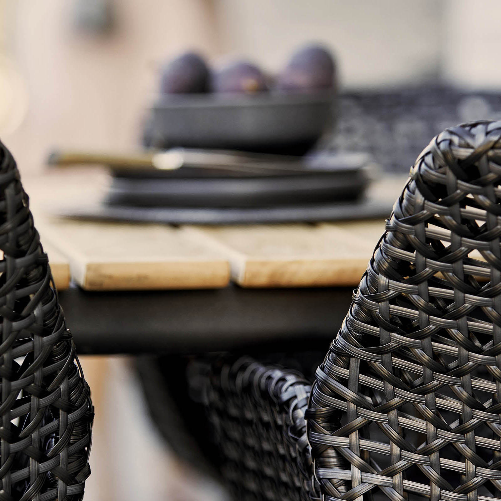 Vibe Stuhl aus Cane-line Weave in Graphite