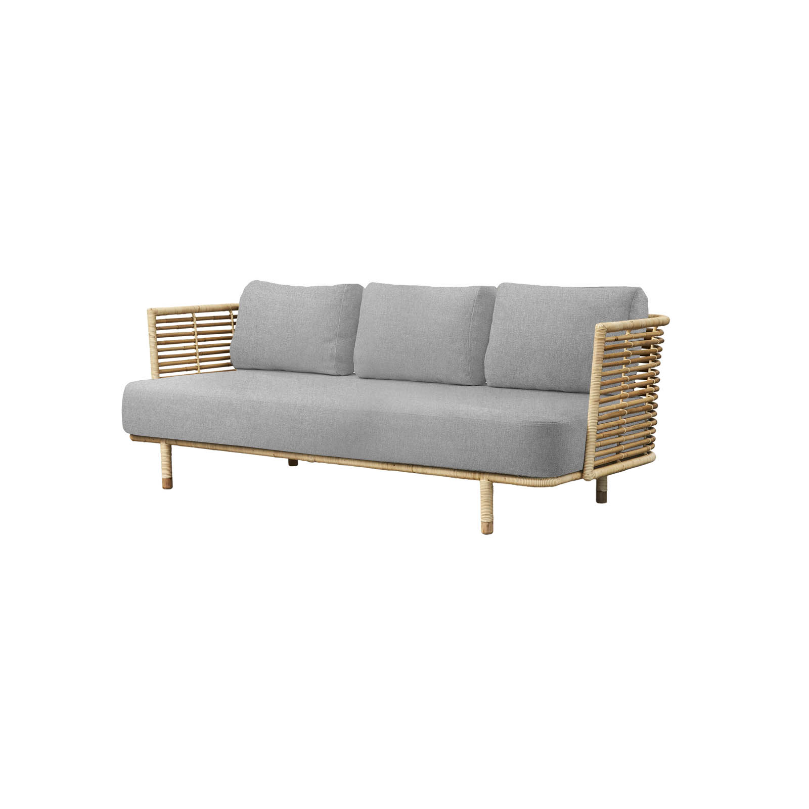 3-Sitzer Sofa Sense aus Rattan in Natural mit Kissen aus CL Essence in Light Grey